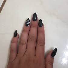 Black And White Striped Nails Halloween 75 Cool And Easy Halloween Nail Ideas You Are Bound To Try With Images Striped Nails
