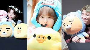 10 Idols Who Look Cute And Comfy With Plushies Given By Fans Cute Pretty And Cute Idol