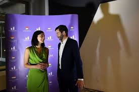 Berg dániel, cseh katalin fiúcskája megosztotta a magvas gondolatait a közösség oldalon. Fekete Gyor Andras Maradt A Momentum Elnoke