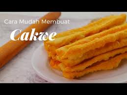 Cara membuat cakwe sendiri bisa dibilang cukup mudah dan tidak terlalu sulit. Cara Mudah Membuat Cakwe Ala Pedagang Kaki Lima Youtube