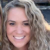 Stephanie Constable's Instagram, Twitter & Facebook