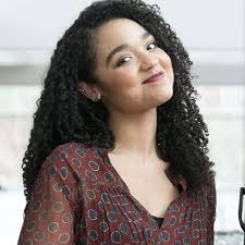 Contact Aisha Dee