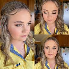 Beautiful Bride Laura and her Bridesmaids Photographer