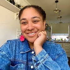 Aisha Maxwell's Instagram, Twitter & Facebook