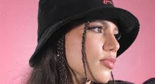 Millie Kidd's Instagram, Twitter & Facebook