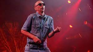 Indio solari y los fundamentalistas del aire acondicionado, también conocidos simplemente como los fundamentalistas del aire acondicionado, es una banda argentina de rock fundada en el año 2004 por carlos alberto solari. El Indio Solari Volvio A Cantar En Un Show Por Streaming De Los Fundamentalistas Del Aire Acondicionado Infobae