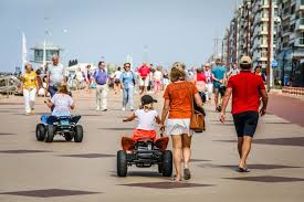 Strand open van 09.30 tot 21.00 bar open van 09.30 tot 20.00 Strandbar In Knokke Tijdelijk Gesloten Na Positieve Coronatest Knokke Heist Hln Be