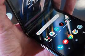 You see recovery loge left all key select recovery and press volume up select wipe data and press ok reboot after wipe data its done. Motorola Razr Returns The Flip Phone S Top 3 Features