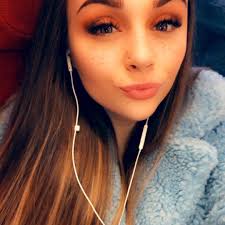 Lys's Elite Lifestyle