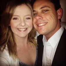 chloe nicholson (@singdancecraft)