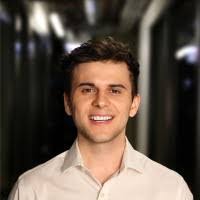 Thomas Nawrot's Instagram, Twitter & Facebook