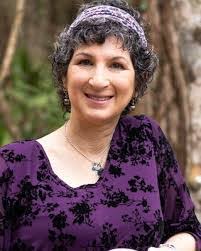 Sandra Constable's Instagram, Twitter & Facebook