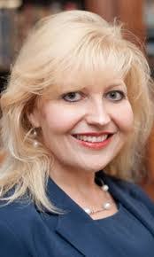 Sandra Dawes's Instagram, Twitter & Facebook