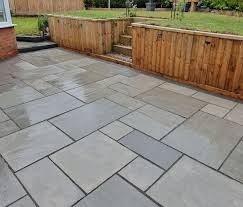 Is it ok to lay outdoor tiles on gravel? Paving Patterns Repeating Random Laying Patterns Nustone