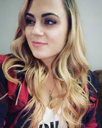 Halo Hair Design a Cecily Berg Salon