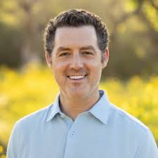 Mike Nealey (@MikeyNealey)