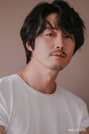 South korean actor jang hyuk (hangul: Jang Hyuk Interview About Lee Bangwon S Fan His Next Drama And His Family Time Stuck On Hyuk