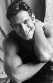 Gay Influence: Robert Gant