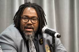 Quinton Phillips's Instagram, Twitter & Facebook