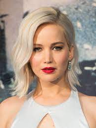 Jennifer lawrence, 30, fuels up for a long day on the set of new film red, white and water with a nourishing breakfast from craft services. Jennifer Lawrence S Best Hair And Makeup Moments Ever Allure
