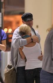 Chad michael murray and his fiancee kenzie dalton don plaid while taking a romantic stroll on friday (march 22) in studio city, calif. Pin On Hair And Beauty