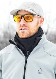 Tackling social, medical and conservation problems