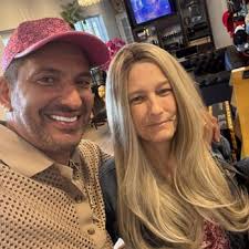 MARTINO CARTIER SALON