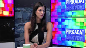 Jun 08, 2021 · the station handles some 18 million passengers annually and thanks to the revamp, it will offer upgraded services and conveniences that meet current standards, alexandra szentkirályi told a press conference. Heti Tv Pirkadat Szalay Bobrovniczky Alexandra Budapest Human Fopolgarmestere Youtube