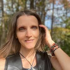 Energy Healing & Soul Medicine : Stories of Healing & Miracles