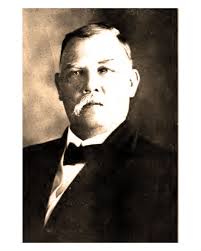 Aloha Nūhou Monday! Dear Reader, Mrs. Kaapuwai Kanealii writes to the  newspaper Ka Nupepa Kuokoa to publicly show her appreciation for the  hospitality she received during the new year from the people