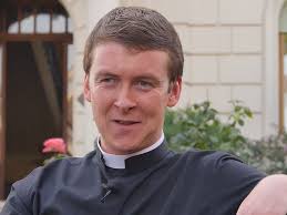 Alleged voyeurism victim took video of priest accused of spying