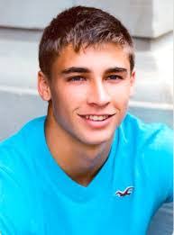 Sam Brauer's Instagram, Twitter & Facebook