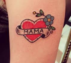 Las flores son una hermosa forma de representar el amor de una madre por sus hijos a través de un tatuaje, pero también es una opción, colocar un tatujae con sus fechas de nacimiento a modo de crucigrama, representando como sus vidas se atraviesan con los mismos números. 50 Significativo Madre Hija Tatuajes Ideas 2017 Tatuajeclub Com