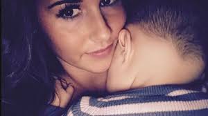 Neuer Shitstorm für Sarah Lombardi: Warum ernten Promi-Mütter so viel Hass? 