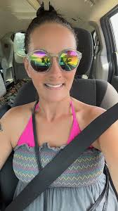 Good day to hit the beach up! 🏝️ 🏖️