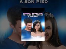 Un soir, angie décide d'aller au bal masqué de noël pour s'amuser. Comme Cendrillon Trouver Chaussure A Son Pied Vf Youtube Cendrillon Comme Cendrillon Cendrillon 2015