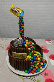 Patisserie Gateau Anniversaire Gravity Cake M M S Gateau Rigolo Gravity Cake Funny Birthday Cakes Anti Gravity Cake