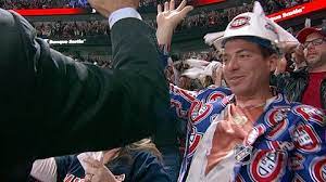 Comparta o descargue el gif stanley más popular con sus amigos de la manera más fácil. Canadiens Fans Gifs Get The Best Gif On Giphy