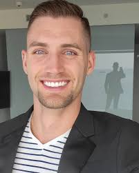 Logan Klein-The Resonant Light (@theresonantlight) · Nashville, TN