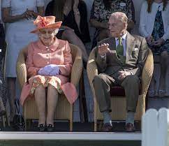 Die beisetzung und die trauerfeier für prinz philip werden im kleinen rahmen stattfinden. Queen Elizabeth Ii Beisetzung Geplant Wer Zahlt Jetzt Prinz Philips Beerdigung News De
