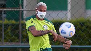 Born in santa margarida, rio de janeiro, deyverson joined benfica on a. Nvrfx7buzyuqwm