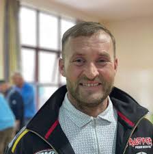 Lunch or Launch? 😲