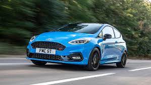 Can its fun factor fill the void left by the absence of safety features? Ford Fiesta St Edition Einstellbares Fahrwerk Exklusive Optik Auto Motor Und Sport