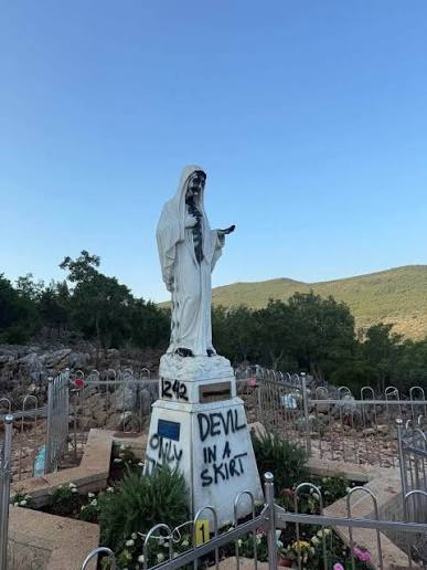 Bartek Krakowiak: de una increíble historia de conversión a vandalizar el santuario de Medjugorje: El santuario de Medjugorje informó que la imagen de Nuestra Señora que fue vandalizada en la colina de