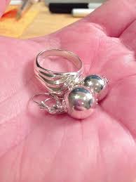 Wd 40 Does More Than Lubricate And Protect From Rust Here Are 40 Other Nifty Ways To Use It Cleaning Jewelry Clean Sterling Silver Silver Jewelry Cleaner