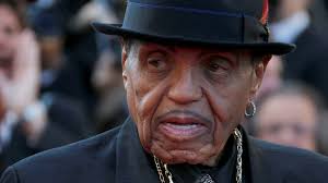 August 2009 den tod von michael jackson offiziell als totschlag bezeichnet. Joseph Joe Jackson Vater Von Michael Jackson Ist Tot Panorama Sz De