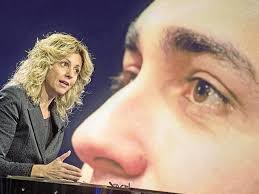 La sua decisione è stata disconosciuta dall'ex ministro. Governo La Lite Tra I 5 Stelle Rallenta Conte Barbara Lezzi E Pronta A Lasciare Il Partito Corriere It