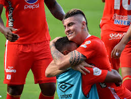 Camiseta sin mangas umbro america de cali con cuello en 'v' y diamantes umbro en los puños. America De Cali Michel Rangel Approaches Atletico Mineiro World Today News