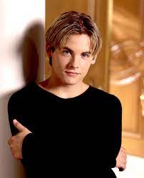 Remember to check back weekly for my travel adventure series off the grid, or for my workout and interview show gym time. Aesthetic Feels Young Kevin Zegers Looks Like Zac Efron Facebook