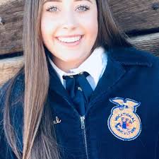 Congratulations to the 2020-2021 FFA Officers!🧡🦊 President- Ivy Norman  Vice President- Jordan Wilton Secretary- Megan Oberg Treasurer- Abigail  Sleep Reporter- Kenzie Bequette Sentinel- Freddie York Historian- Jordan  Hisel